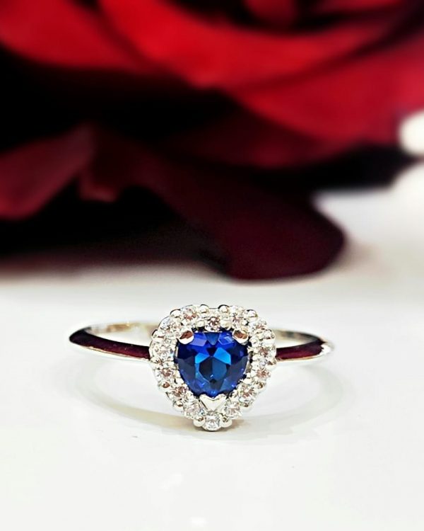 Anel Coração com Zircónia