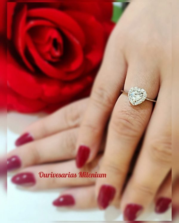 Anel Coração com Zircónia