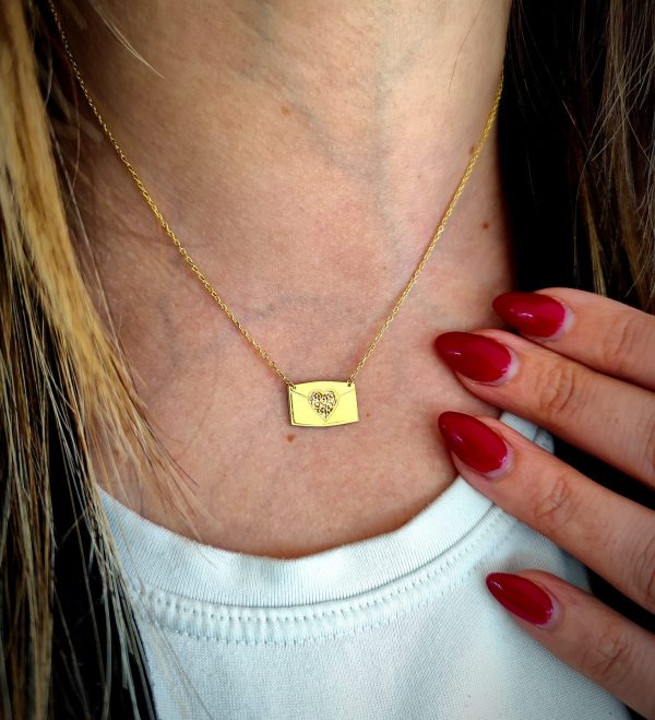 Colar Carta 'Adoro-te Mãe'