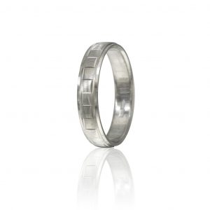 Aliança corte quadrado lapidada