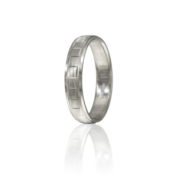 Aliança corte quadrado lapidada