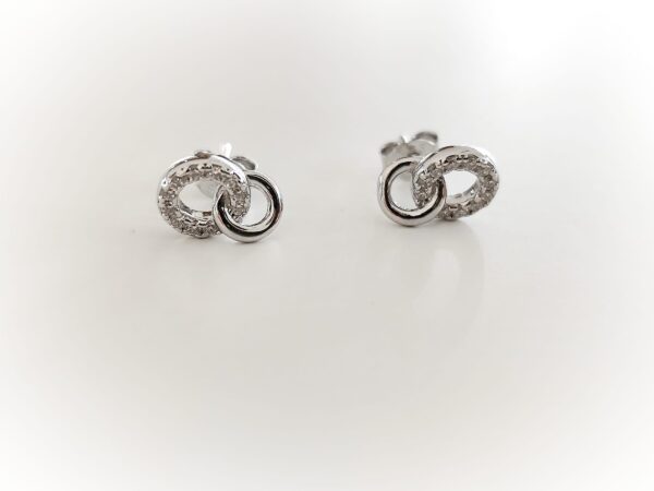 Imagem WhatsApp 2025-11-09 às 10.35.26_1f2fcadb Brincos Laço de Luz II