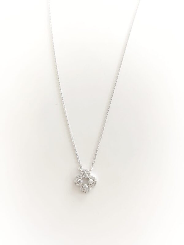 Colar Flor de Encanto